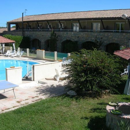 Hotel De La Madeleine Anduze Андюз Екстер'єр фото